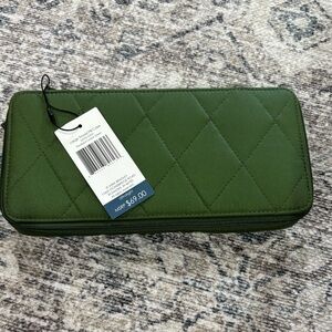 Vera Bradley Green Quilted Large Travel Pill Case